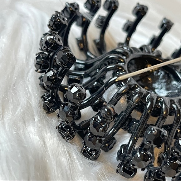 New Balenciaga Edition Brooch Pin - Picture 11 of 16